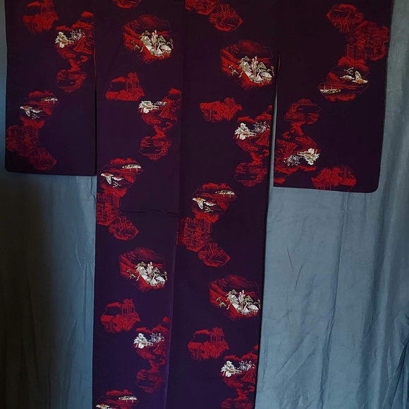 Vintage Japanese Silk Kimono | Robe | Cover Up - Picture 6 of 8